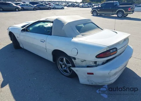 2001 Chevrolet Camaro Z28 z USA, uszkodzony, nr VIN 2G1FP32G412137436